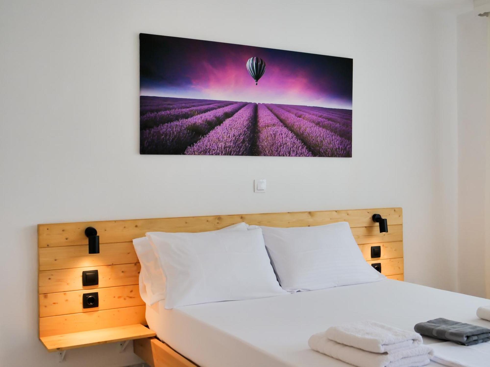 Bodini'S Rooms Himare Exterior photo