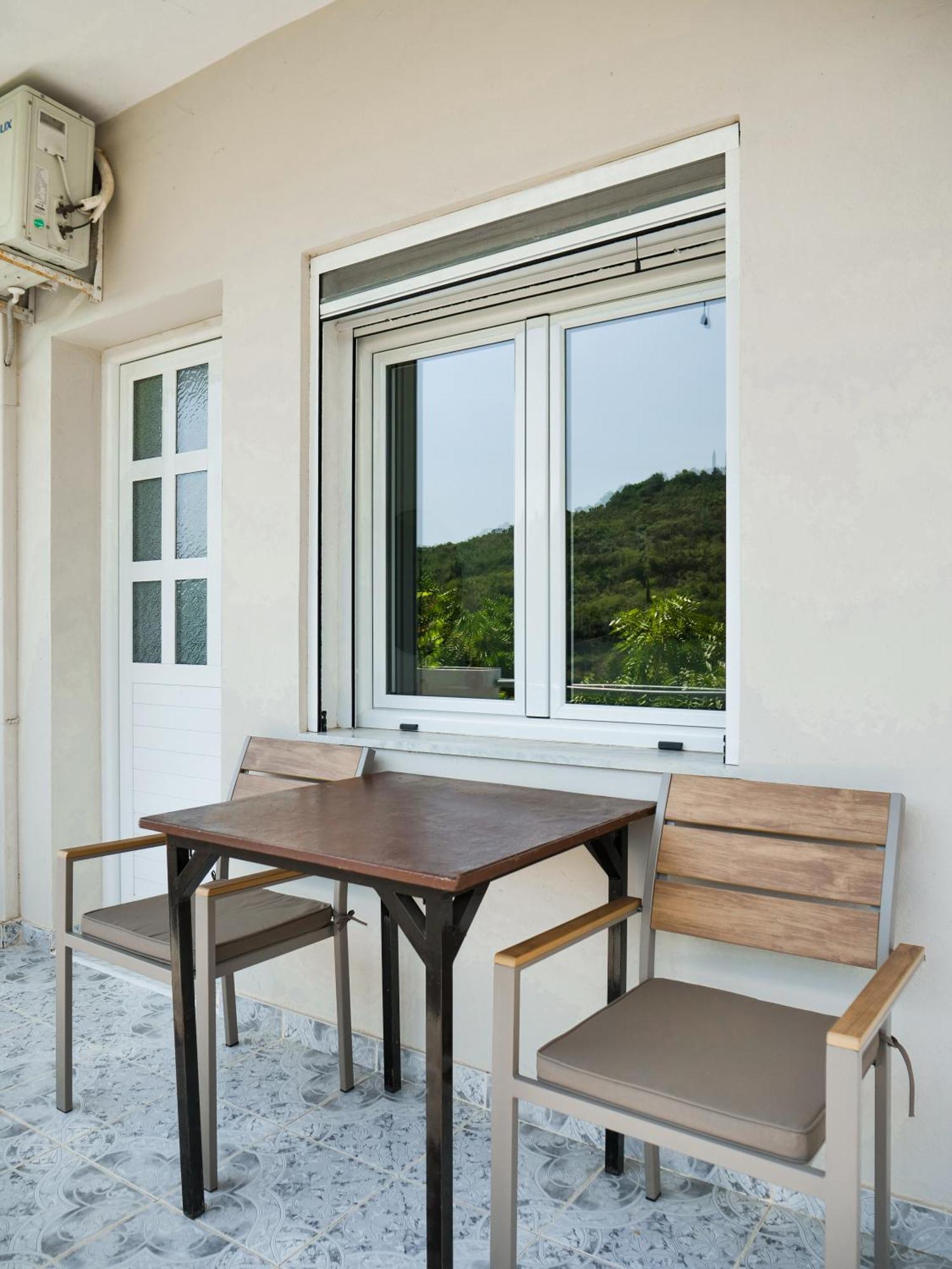 Bodini'S Rooms Himare Exterior photo