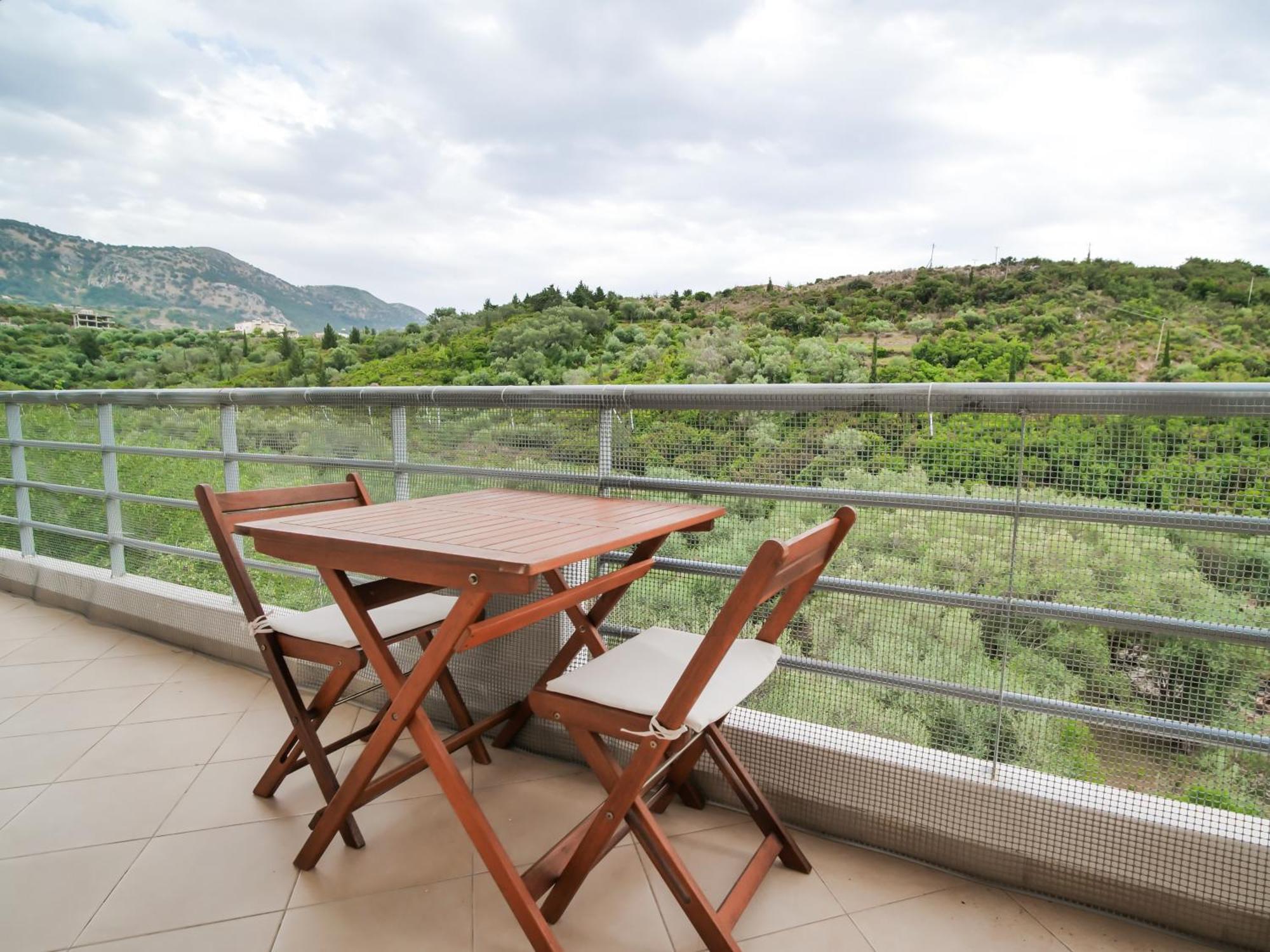 Bodini'S Rooms Himare Exterior photo